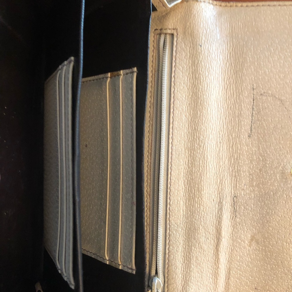 Gucci Wallet - Picture 3 of 7